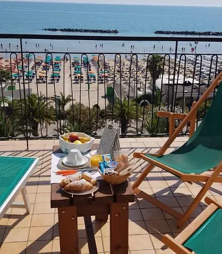 Panzió Attico Mare 3*